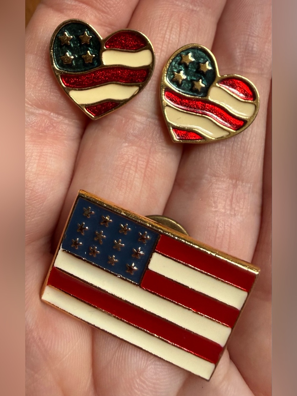VTG Avon Red, White & Blue American Patriotic Flag Brooch Earrings Set Enamel